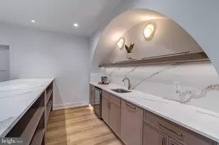 1111 Lakewood Dr SW, Vienna, VA 22180 - Photo 53