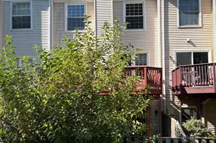 13236 Grand Jct Dr, Fairfax, VA 22033 - Photo 15