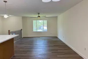 4404 Carrier Ct, Chantilly, VA 20151 - Photo 7
