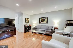 6295 Hillary Ct, Alexandria, VA 22315 - Photo 1