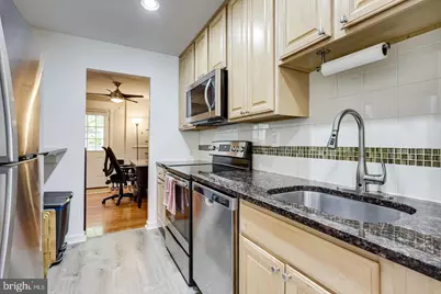 6295 Hillary Court, Alexandria, VA 22315 - Photo 11