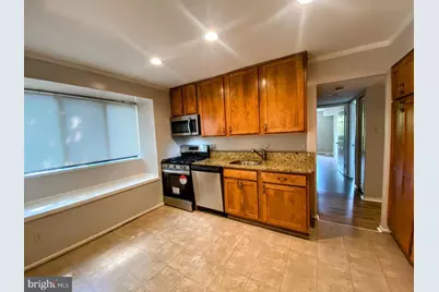1646 Parkcrest Circle #1D/201, Reston, VA 20190 - Photo 7