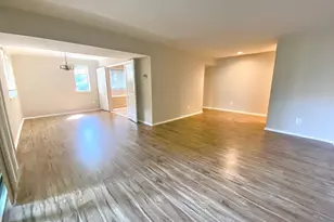 1646 Parkcrest Cir, Reston, VA 20190 - Photo 3