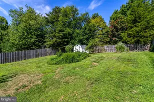 2214 Boxwood Dr, Falls Church, VA 22043 - Photo 7