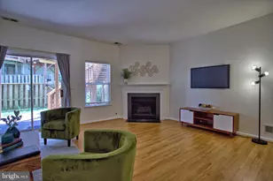 14679 Seasons Dr, Centreville, VA 20120 - Photo 29