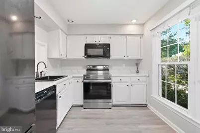 8108 Clifforest Drive, Springfield, VA 22153 - Photo 7