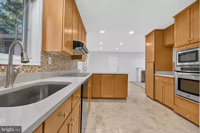 6905 Huntsman Boulevard, Springfield, VA 22153 - Photo 9