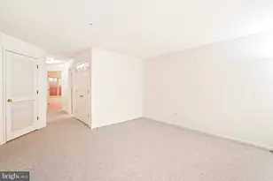 8856 Ashgrove House Ln, Vienna, VA 22182 - Photo 15