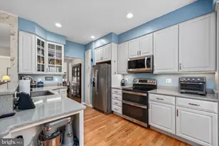 3025 Barden Oaks Ct, Oakton, VA 22124 - Photo 17