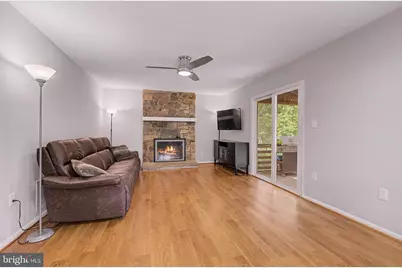 12506 Charles Stewart Court, Fairfax, VA 22033 - Photo 11