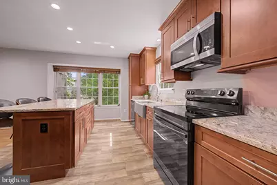 12506 Charles Stewart Court, Fairfax, VA 22033 - Photo 17