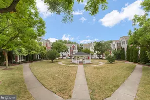 2524 Terra Cotta Cir, Herndon, VA 20171 - Photo 43