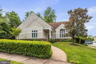 8202 Catbird Cir, Lorton, VA 22079 - Photo 21