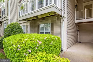 8202 Catbird Cir, Lorton, VA 22079 - Photo 23