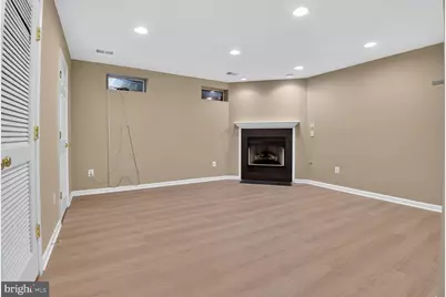 4129 Grover Glen Court, Fairfax, VA 22030 - Photo 7