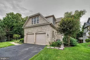 1492 Broadstone Pl, Vienna, VA 22182 - Photo 19