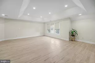 1492 Broadstone Pl, Vienna, VA 22182 - Photo 5
