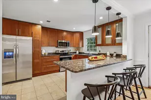 1851 Wainwright Dr, Reston, VA 20190 - Photo 11