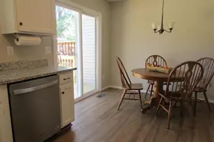 14840 Lynhodge Ct, Centreville, VA 20120 - Photo 11