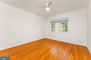 1808 Golf View Ct, Reston, VA 20190 - Photo 13