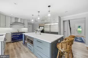 10834 Henderson Rd, Fairfax Station, VA 22039 - Photo 15