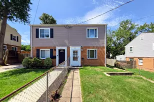 5818 Fifer Dr, Alexandria, VA 22303 - Photo 1