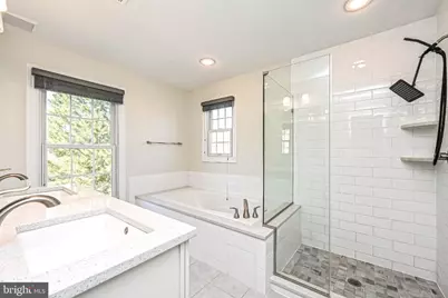 12700 Dogwood Hills Lane, Fairfax, VA 22033 - Photo 23
