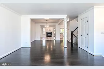 12700 Dogwood Hills Lane, Fairfax, VA 22033 - Photo 3