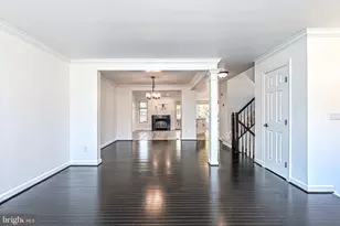 12700 Dogwood Hills Ln, Fairfax, VA 22033 - Photo 3
