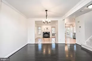 12700 Dogwood Hills Ln, Fairfax, VA 22033 - Photo 7