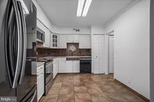 5501 Seminary Rd, Falls Church, VA 22041 - Photo 9