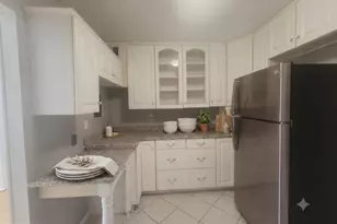 9730 Kingsbridge Dr, Fairfax, VA 22031 - Photo 5