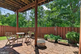 5155 Ballycastle Cir Circle, Alexandria, VA 22315 - Photo 37