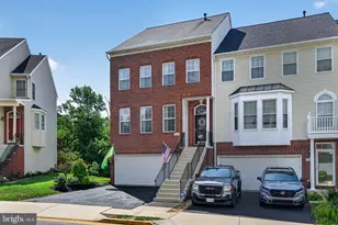 5155 Ballycastle Cir Circle, Alexandria, VA 22315 - Photo 3