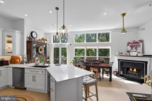 5155 Ballycastle Cir Circle, Alexandria, VA 22315 - Photo 11