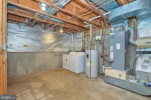 6319 Mary Todd Ct, Centreville, VA 20121 - Photo 29