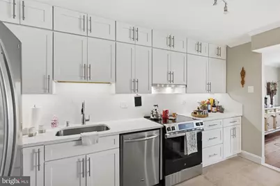 8360 Greensboro Drive #1009, McLean, VA 22102 - Photo 1