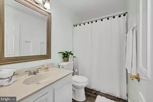 4077 Championship Ct, Annandale, VA 22003 - Photo 15