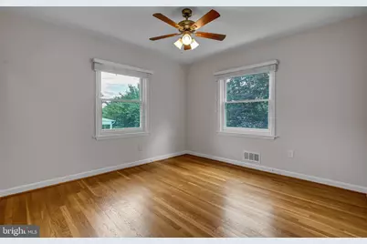 [Address not provided], Falls Church, VA 22043 - Photo 21