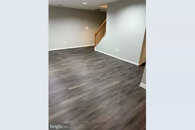 8502 Chase Glen Circle, Fairfax Station, VA 22039 - Photo 7