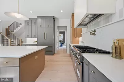107 Yeonas Drive SE, Vienna, VA 22180 - Photo 19
