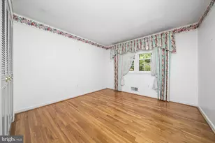 8114 Langbrook Rd, Springfield, VA 22152 - Photo 15