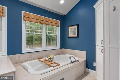 12035 Lake Newport Road, Reston, VA 20194 - Photo 39