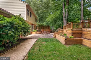 12035 Lake Newport Rd, Reston, VA 20194 - Photo 49