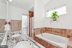 8308 Southern Oaks Ct, Lorton, VA 22079 - Photo 19