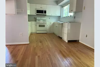8308 Southern Oaks Court, Lorton, VA 22079 - Photo 5