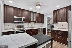 7372 Stream Way, Springfield, VA 22152 - Photo 5