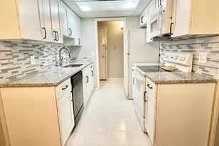11623 Stoneview Square, Reston, VA 20191 - Photo 3