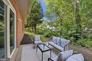 10196 Bessmer Ln, Fairfax, VA 22032 - Photo 43