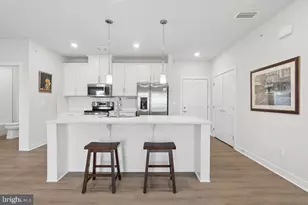 12850 Mosaic Pk Wy, Herndon, VA 20171 - Photo 5